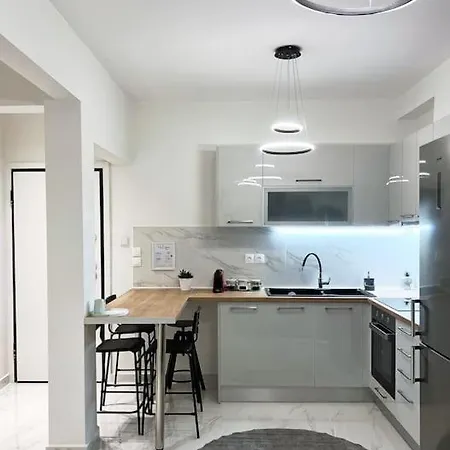 Urban Luxury In The Heart Of Skg * Солун
