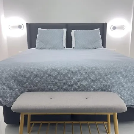 Апартамент Urban Luxury In The Heart Of Skg Солун